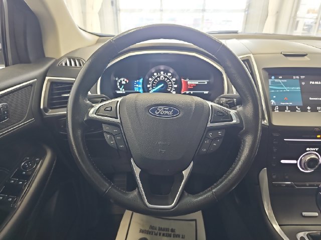 Used 2018 Ford Edge Titanium w/ Equipment Group 301A AWD/4WD image 14