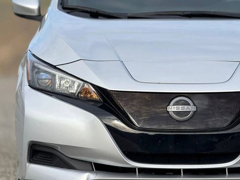 Used 2023 Nissan Leaf S image 11