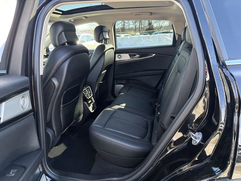 Certified 2023 Lincoln Nautilus Reserve w/ Equipment Group 202A image 13