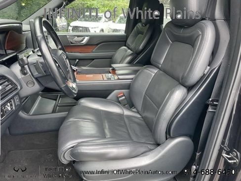 Used 2023 Lincoln Navigator L Reserve AWD/4WD image 5