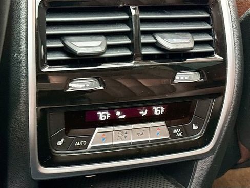 Used 2020 BMW X7 xDrive40i w/ Premium Package image 26