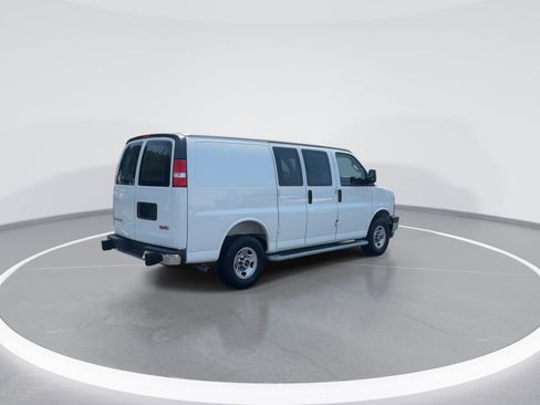 Used 2025 GMC Savana 2500 w/ Driver Convenience Package RWD image 9
