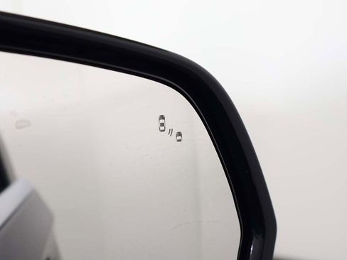 Used 2023 Lincoln Aviator Standard image 40