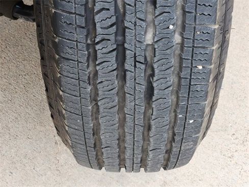 Used 2025 Jeep Wrangler Sport image 10