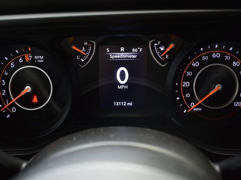 Used 2025 Jeep Gladiator Sport AWD/4WD image 43
