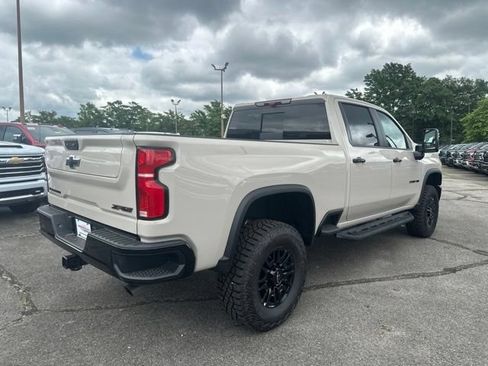 New 2026 Chevrolet Silverado 2500 ZR2 w/ LPO, Dark Essentials Package AWD/4WD image 3