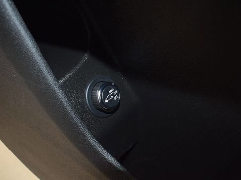 Used 2020 Cadillac XT4 Premium Luxury image 25