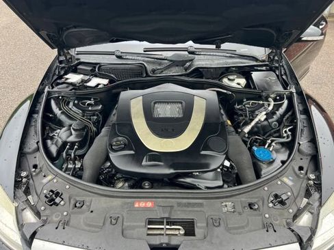 Used 2009 Mercedes-Benz CL 550 4MATIC image 15