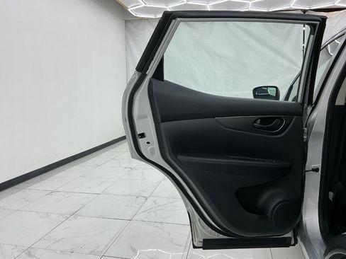 Used 2019 Nissan Rogue Sport S AWD/4WD image 24