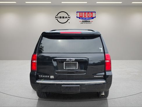 Used 2020 Chevrolet Tahoe Premier w/ Premier Plus Edition AWD/4WD image 3