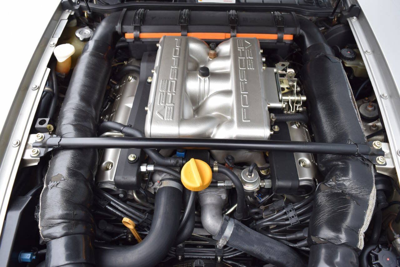 Used 1993 Porsche 928 GTS RWD image 65