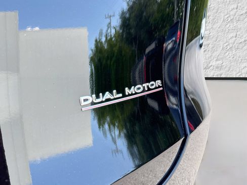Used 2022 Tesla Model Y Performance AWD/4WD image 11