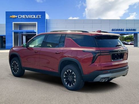 New 2026 Chevrolet Traverse Z71 w/ Enhanced Driving Package AWD/4WD image 3