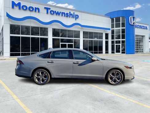 Used 2023 Honda Accord EX-L image 7
