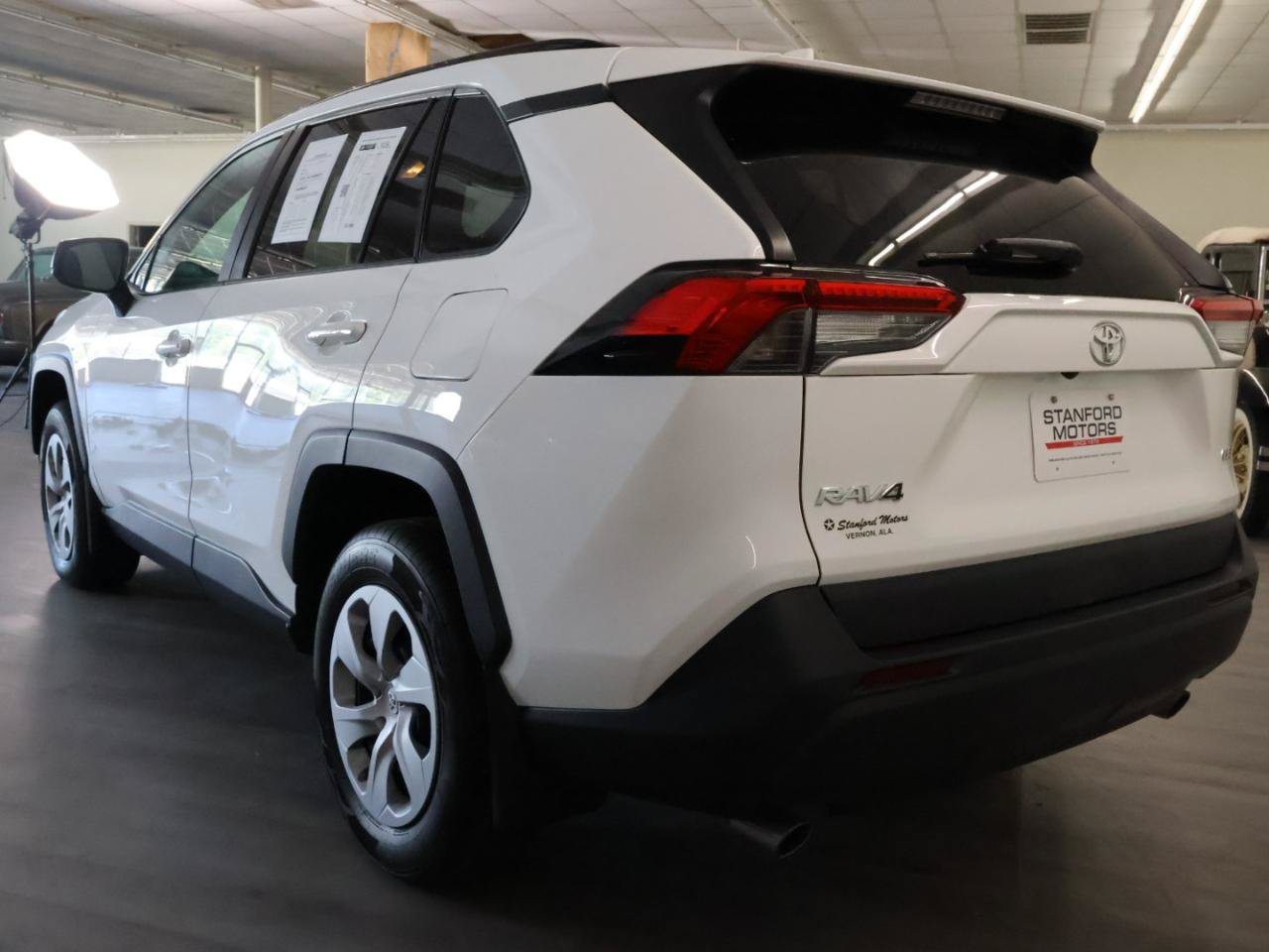 Used 2020 Toyota RAV4 LE w/ All Weather Liner Package FWD image 33