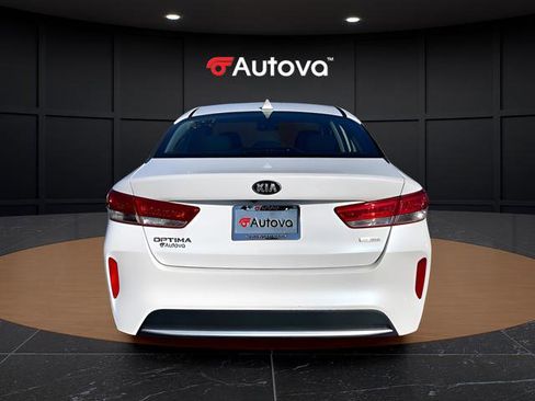 Used 2017 Kia Optima Premium image 9