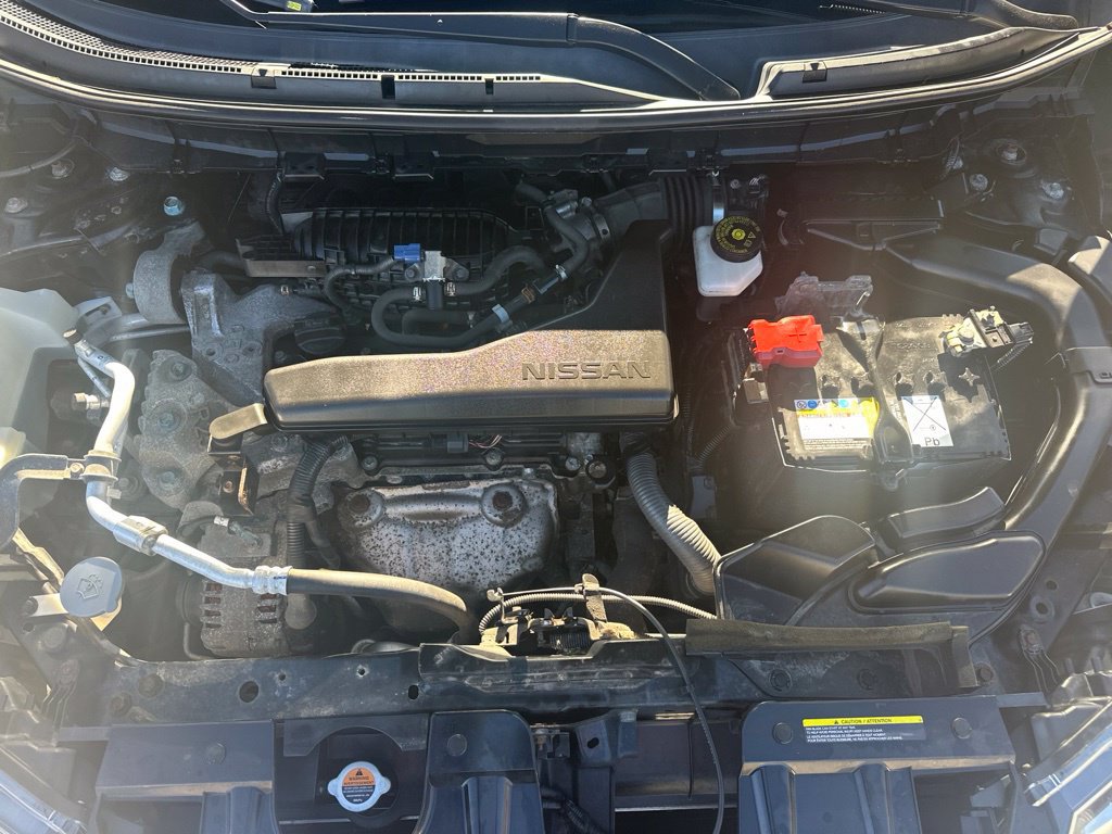 Used 2017 Nissan Rogue SV AWD/4WD image 30