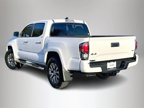 Used 2020 Toyota Tacoma Limited image 7