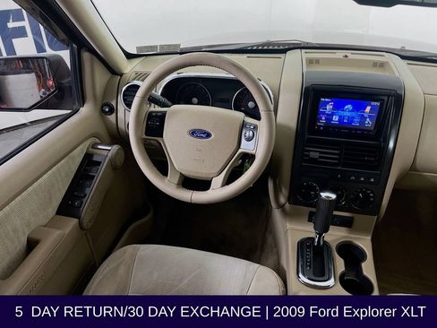 Used 2009 Ford Explorer XLT AWD/4WD image 23