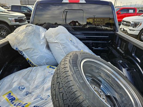 Used 2022 Ford F150 Lariat w/ Equipment Group 502A High AWD/4WD image 33