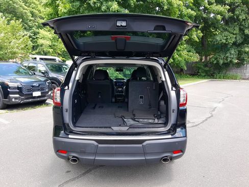 Certified 2022 Subaru Ascent Touring AWD/4WD image 40