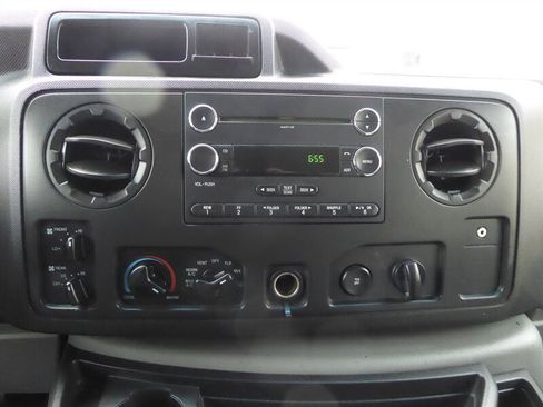 Used 2013 Ford E-350 and Econoline 350 XL w/ PWR Windows & Locks Group image 14