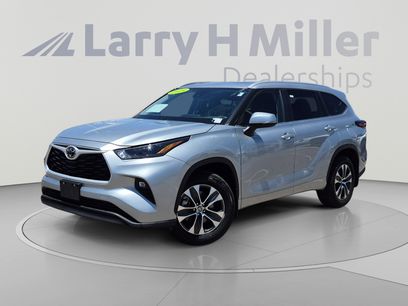 Certified 2025 Toyota Highlander XLE