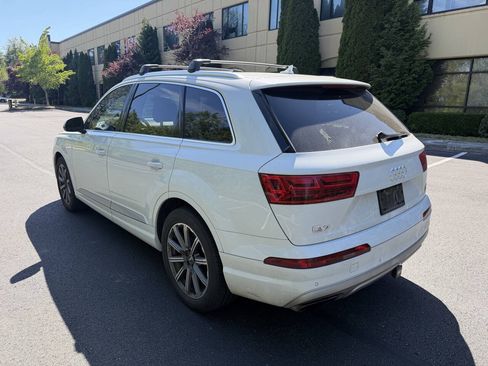 Used 2017 Audi Q7 3.0T Prestige AWD/4WD image 6