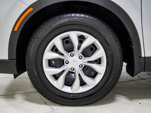 Used 2025 Honda CR-V LX image 15