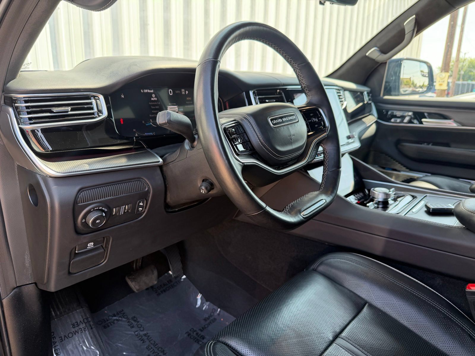Used 2024 Jeep Grand Wagoneer L Series II w/ Quick Order Packagew 28T AWD/4WD image 19
