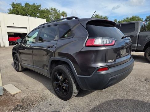 Used 2020 Jeep Cherokee Latitude Plus FWD image 4