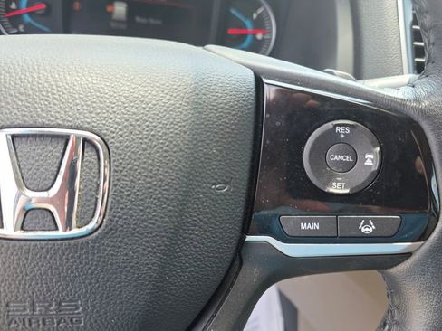 Used 2020 Honda Pilot Touring image 14