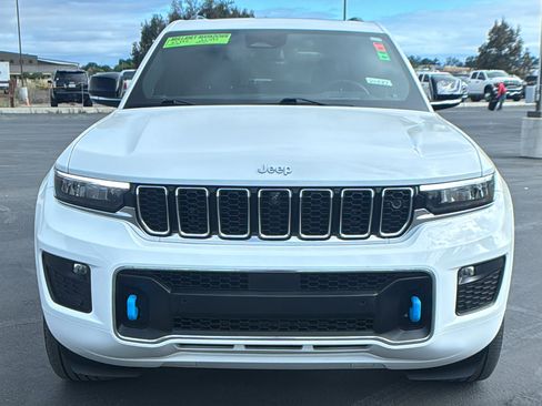 Used 2022 Jeep Grand Cherokee Overland w/ Advanced Protech Group III image 8