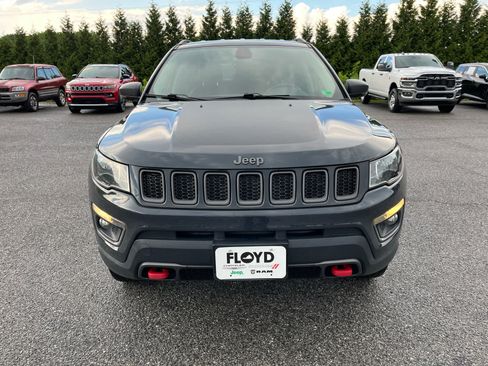 Used 2017 Jeep Compass Trailhawk w/ Cold Weather Group AWD/4WD image 8