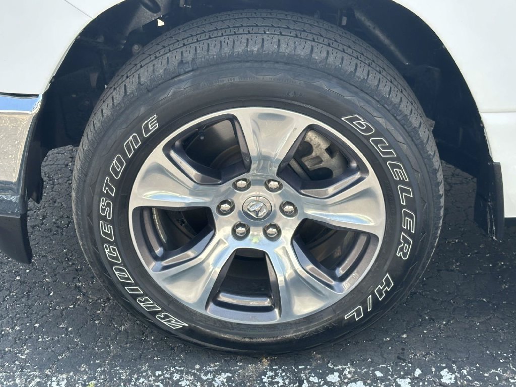 Used 2023 RAM 1500 Laramie AWD/4WD image 9