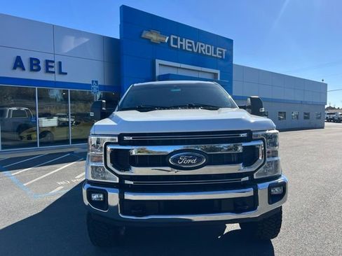 Used 2022 Ford F250 XLT w/ XLT Value Package AWD/4WD image 2
