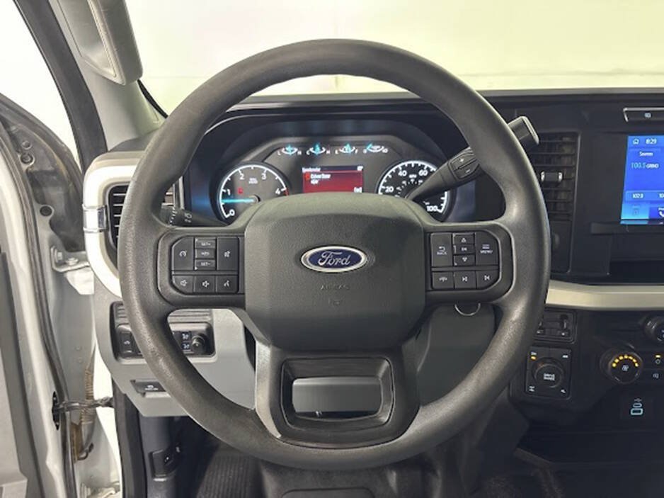 Used 2023 Ford F250 XL w/ FX4 Off-Road Package AWD/4WD image 15