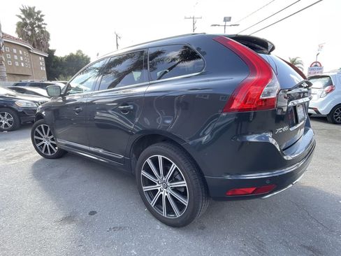 Used 2015 Volvo XC60 T6 w/ Proximity Package image 4
