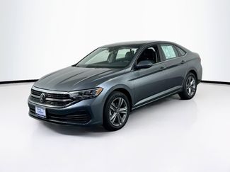 Used 2023 Volkswagen Jetta SE video 1