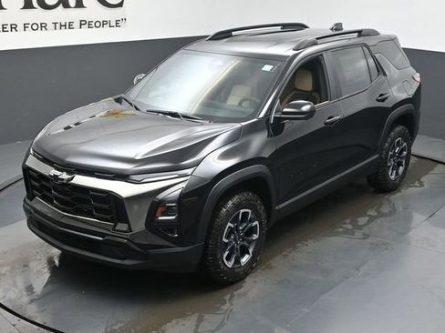 New 2026 Chevrolet Equinox ACTIV w/ Convenience Package III FWD image 23