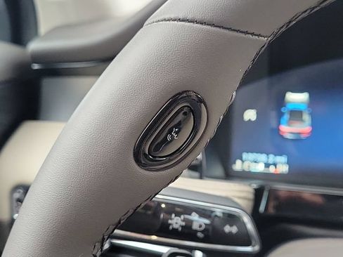 Certified 2024 Lincoln Corsair FWD image 21