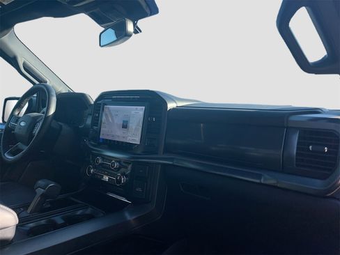 Used 2024 Ford F150 Lariat w/ FX4 Off-Road Package image 30