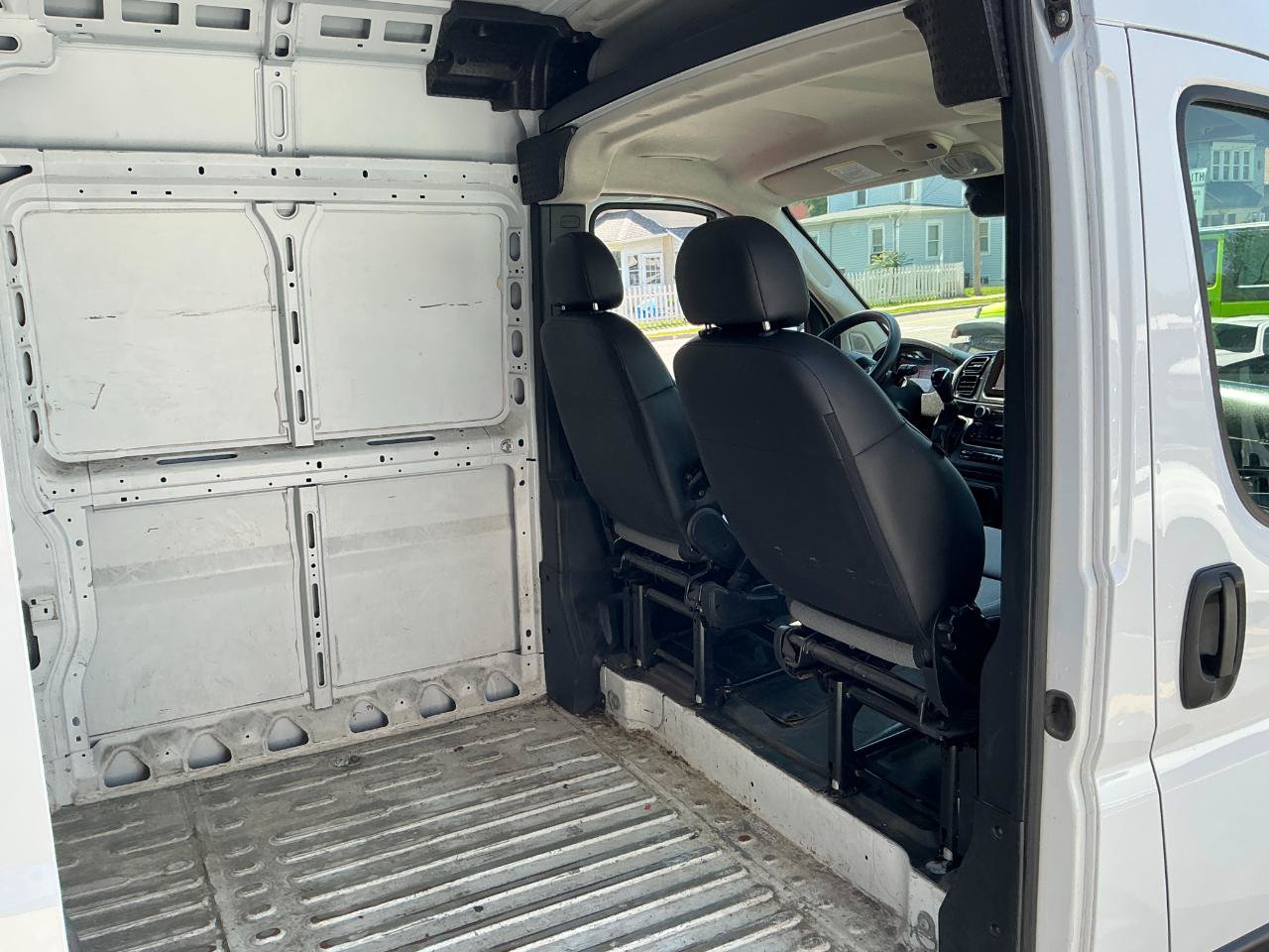 Used 2023 RAM ProMaster 2500 FWD image 19