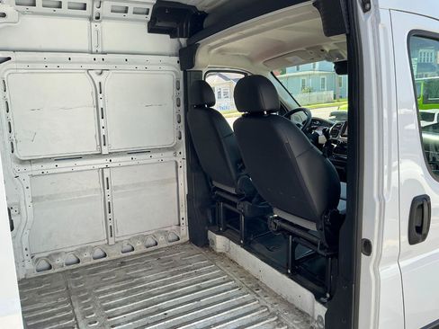 Used 2023 RAM ProMaster 2500 FWD image 19