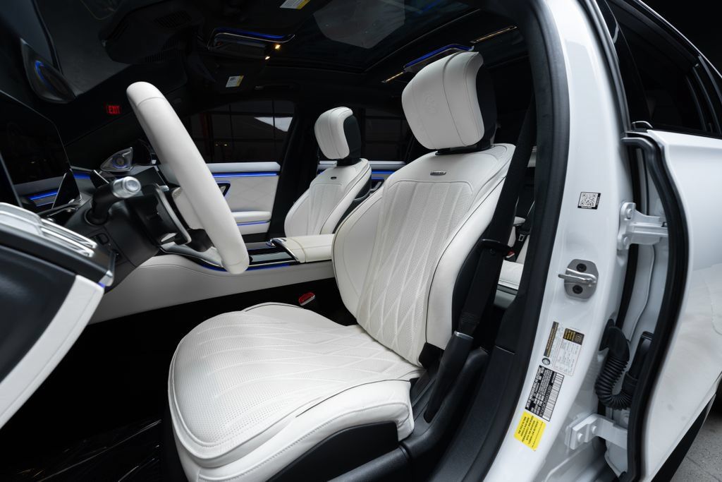 Used 2025 Mercedes-Benz S 63 AMG S image 23