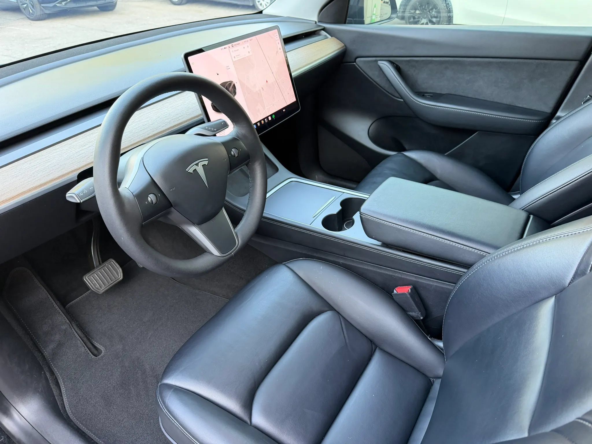Used 2021 Tesla Model Y Long Range AWD/4WD image 13