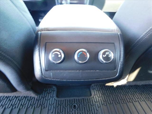 Used 2016 Chevrolet Traverse LT w/ LPO, 'HIT The Road' Package FWD image 24