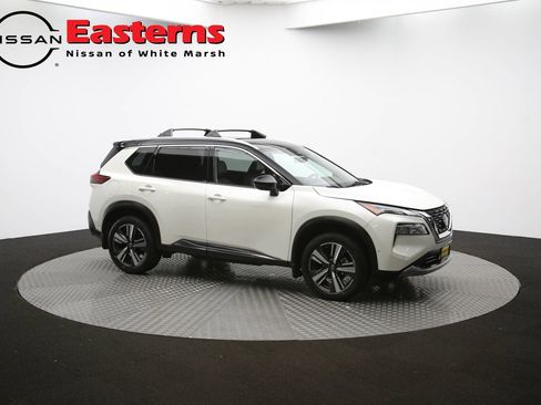 Used 2023 Nissan Rogue SL w/ SL Premium Package image 51