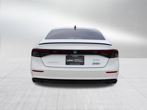 Used 2023 Honda Accord Sport image 6