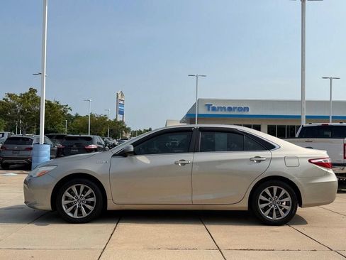 Used 2016 Toyota Camry XLE FWD image 7